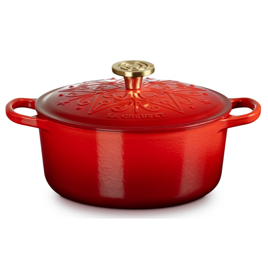 additioanl image for  Le Creuset Xmas Rd Casserole Cerise 24 c 